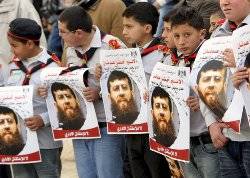 Hundreds in Israeli jails join hunger strike 