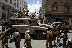 Yemen airport closed over attack threats 