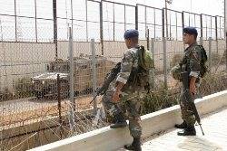 Israel starts building wall on Lebanon border 