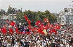 Thousands in Moscow march against Putin