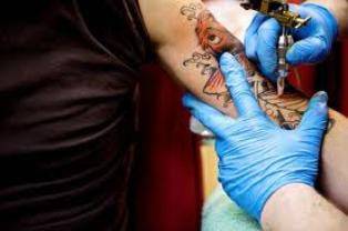 Un regard plus profond sur les tatouages