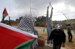 Palestinians protest in the West Bank