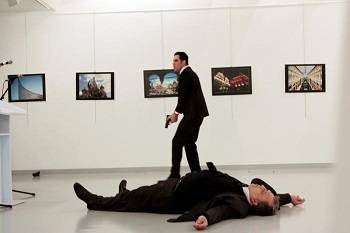 Russian ambassador Andrey Karlov shot dead in Ankara