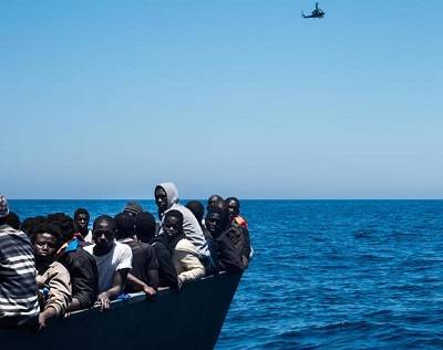 Libyan coast guards rescue 80 migrants in open water