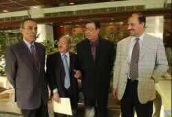 Opposition Group in Baghdad to Discuss Working with Saddam