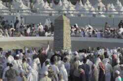 Hajj Continues After Stampede Deaths