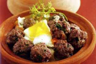 Tajine de Boulettes aux ufs